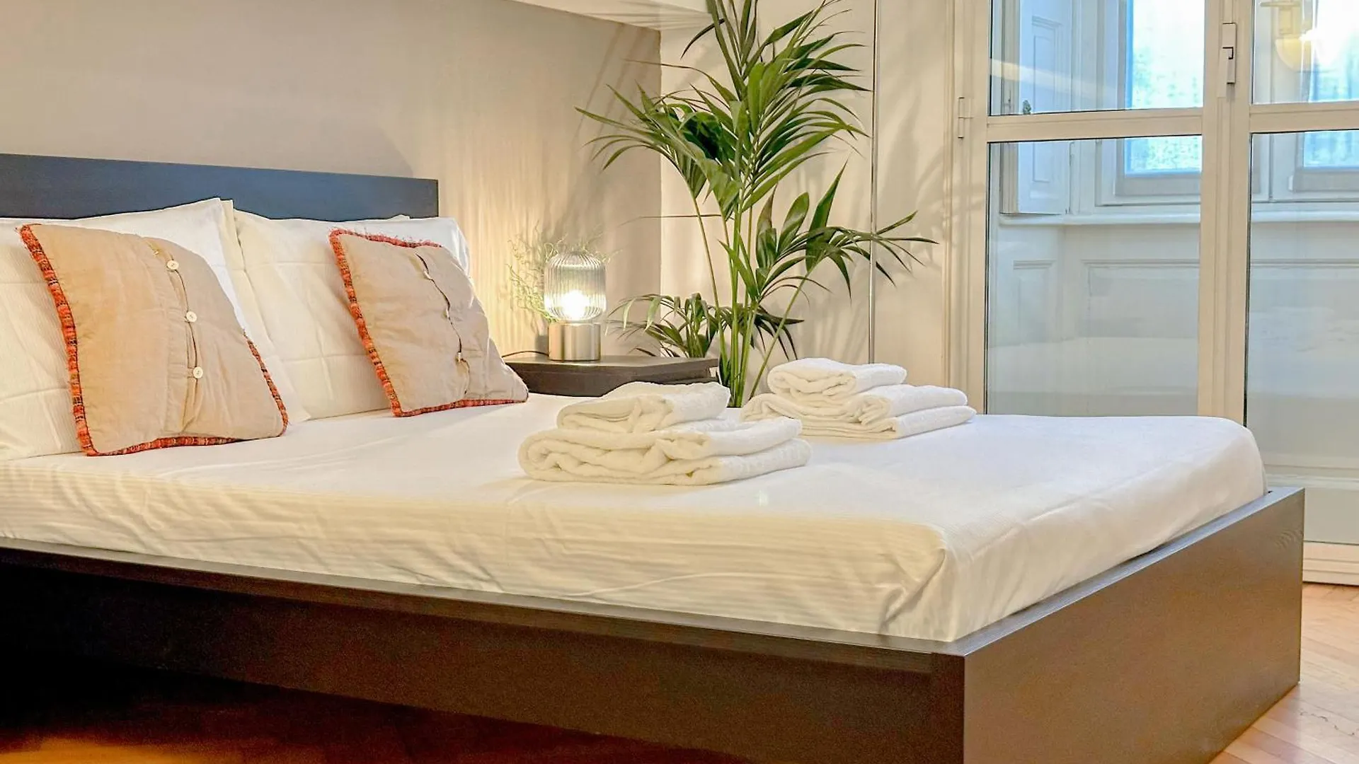 Dell'Orso Luxury Home - 5 Mins From Montenapoleone Milan 0*,  Italy