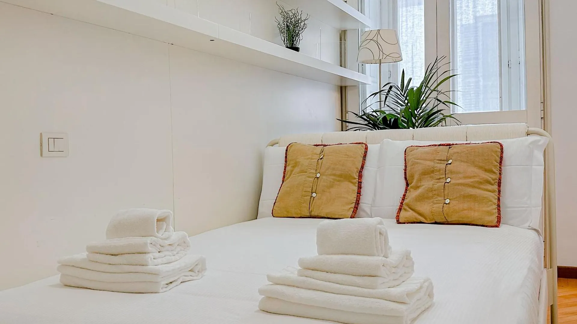 Dell'Orso Luxury Home - 5 Mins From Montenapoleone Milan 0*,