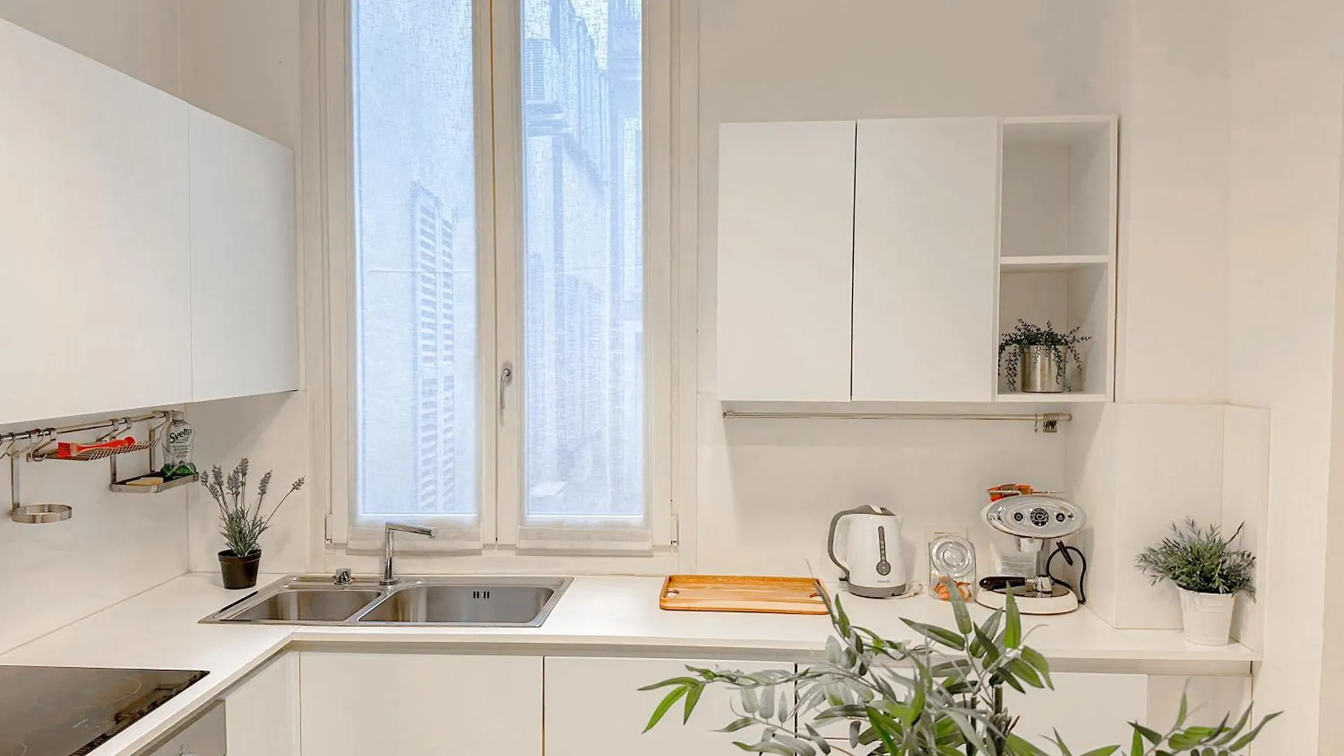 Dell'Orso Luxury Home - 5 Mins From Montenapoleone Milan Apartment